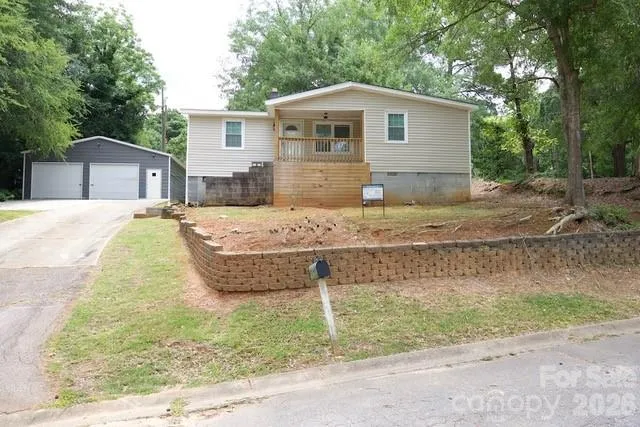 108 Dye Street Chester, SC 29706