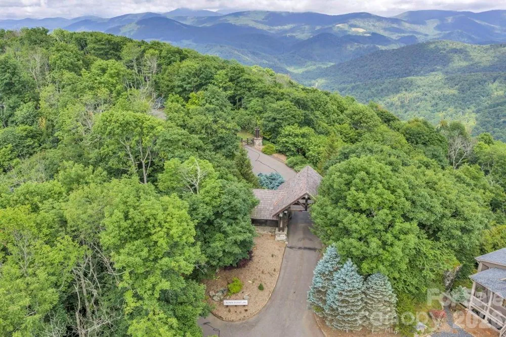 000 Crown Point Road #17 West Jefferson, NC 28694