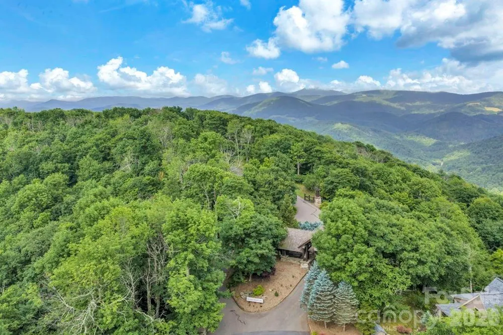 000 Crown Point Road #17 West Jefferson, NC 28694