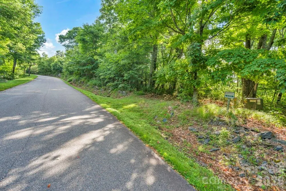 000 Crown Point Road #17 West Jefferson, NC 28694