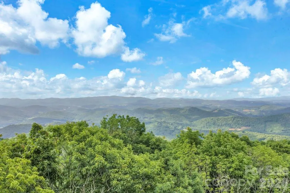 000 Crown Point Road #17 West Jefferson, NC 28694