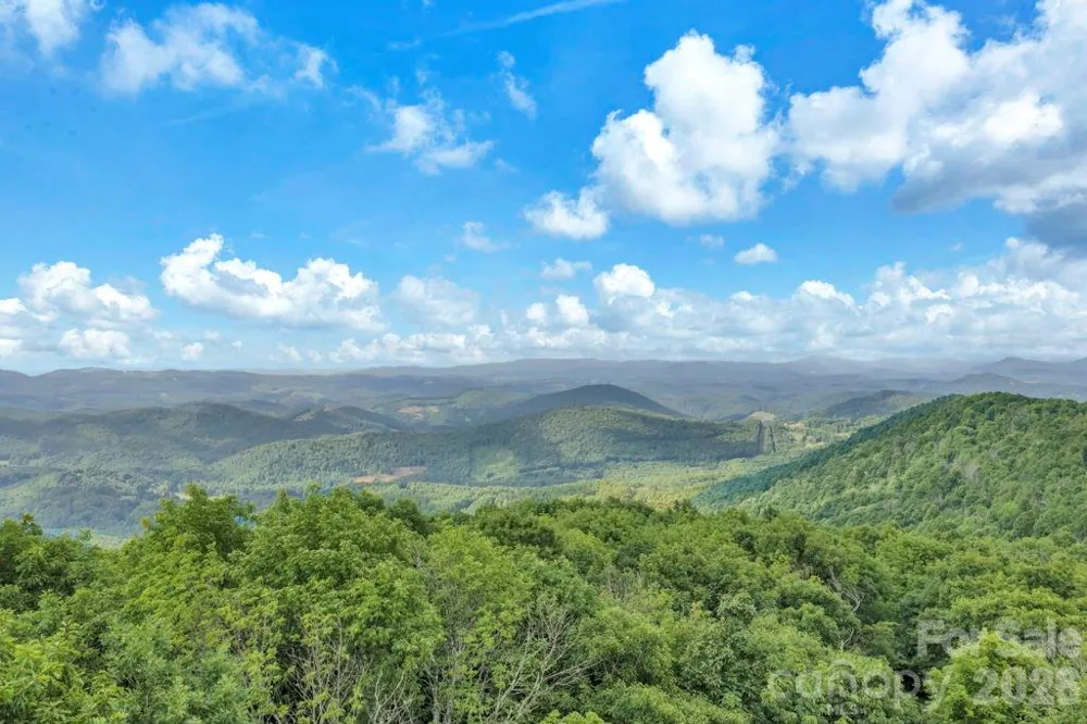 000 Crown Point Road #17 West Jefferson, NC 28694