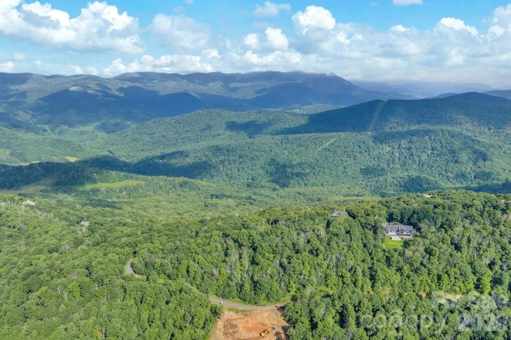 000 Crown Point Road #17 West Jefferson, NC 28694