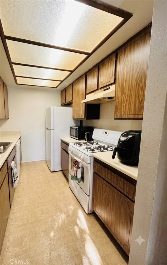 149 W 6th Street #10 San Bernardino, CA 92401
