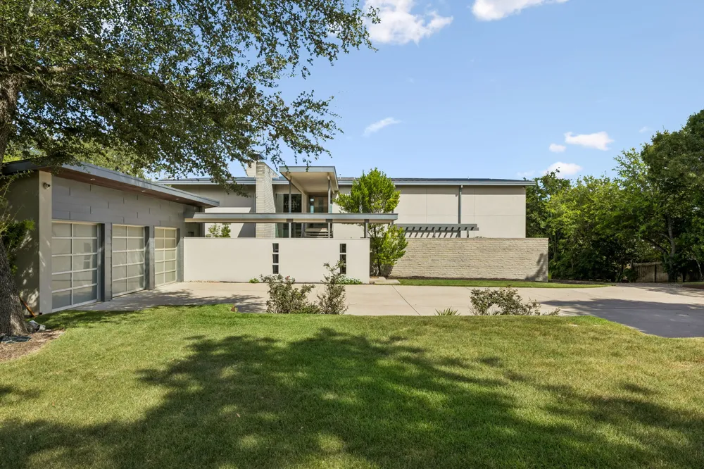 16 Sundown Parkway Austin, TX 78746