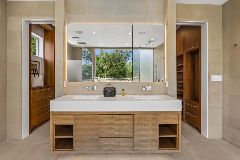 16 Sundown Parkway Austin, TX 78746