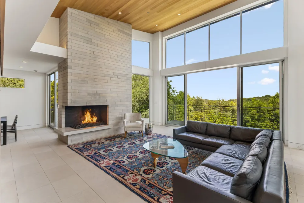 16 Sundown Parkway Austin, TX 78746