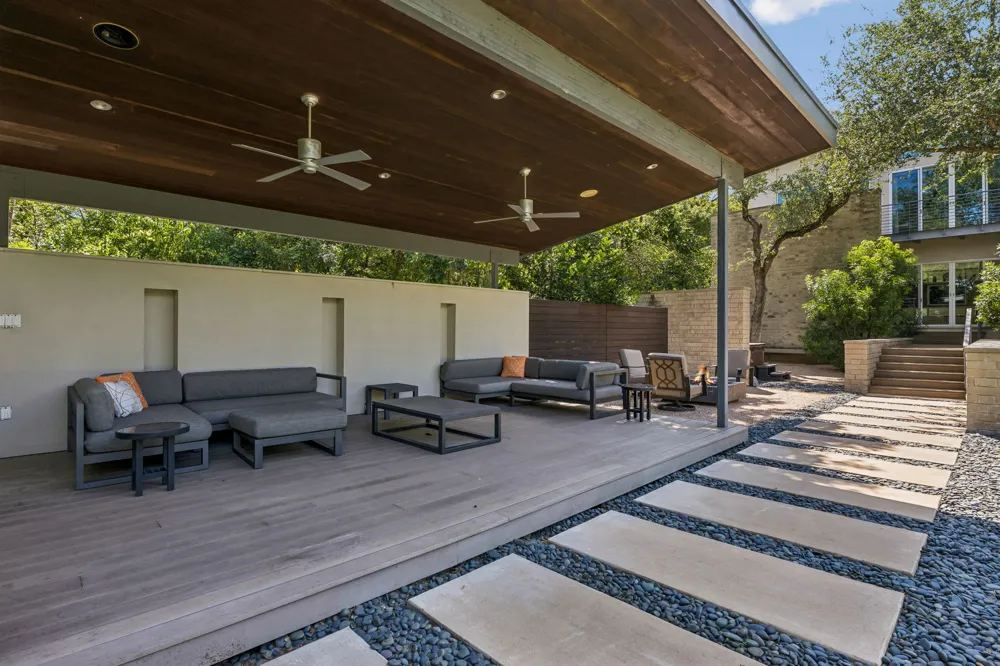 16 Sundown Parkway Austin, TX 78746