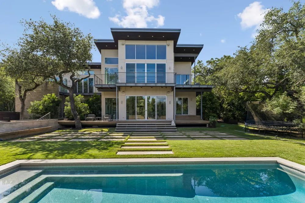 16 Sundown Parkway Austin, TX 78746