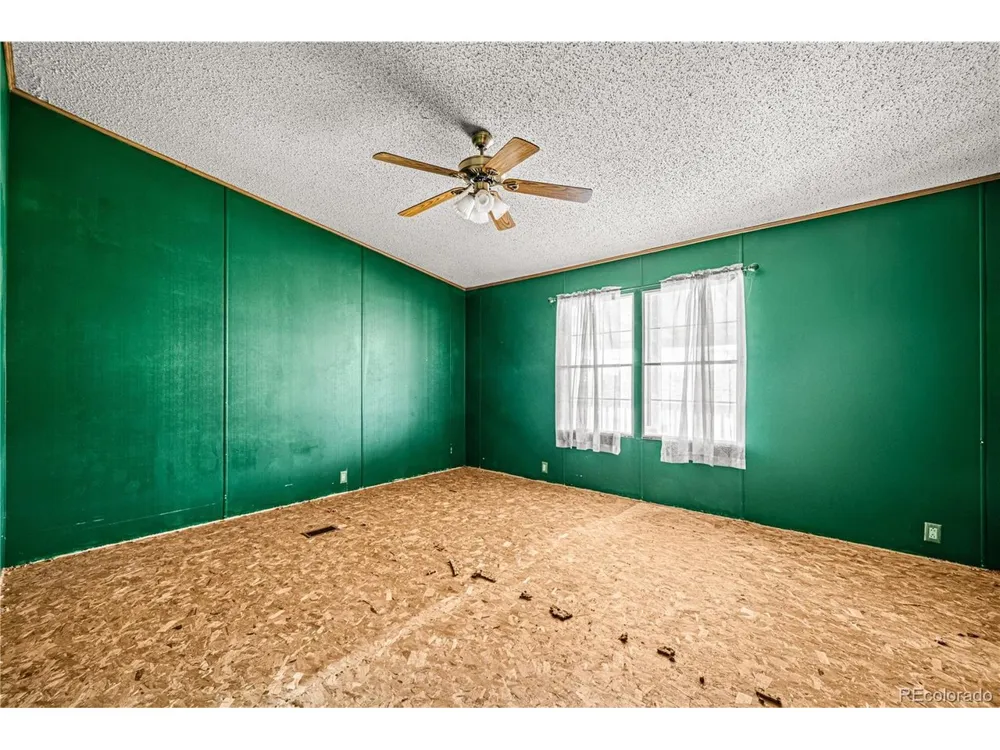 2863 CR 215 Westcliffe, CO 81252