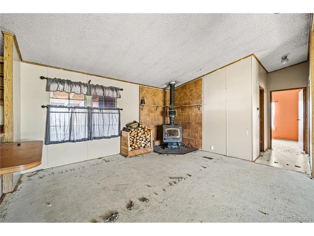 2863 CR 215 Westcliffe, CO 81252