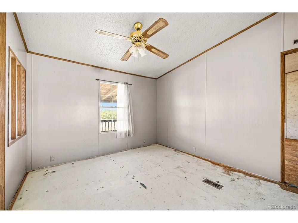 2863 CR 215 Westcliffe, CO 81252