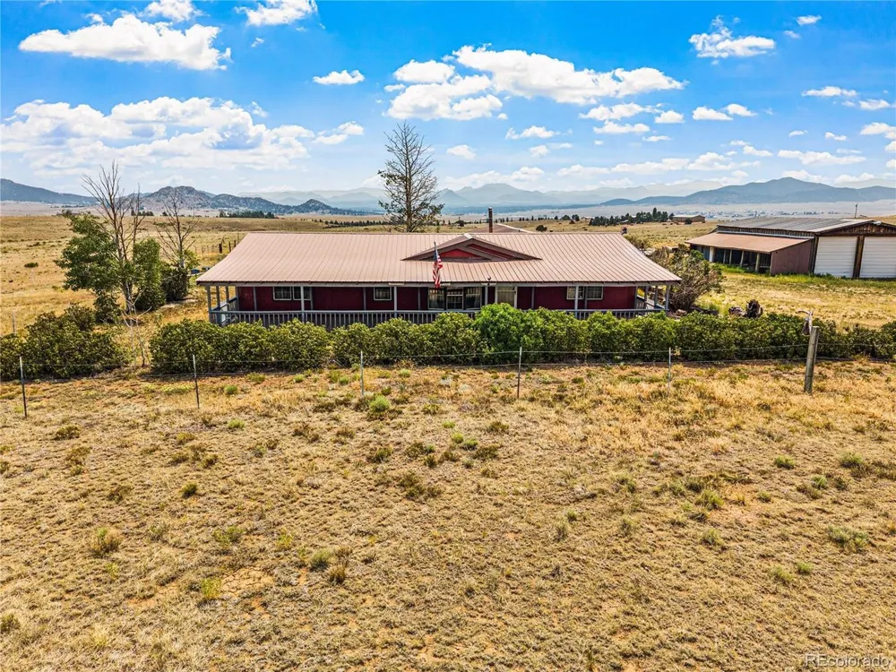 2863 CR 215 Westcliffe, CO 81252