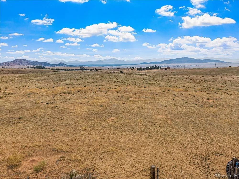 2863 CR 215 Westcliffe, CO 81252