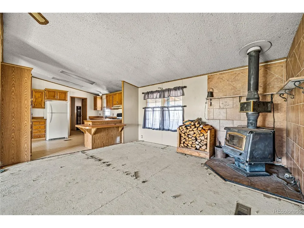 2863 CR 215 Westcliffe, CO 81252