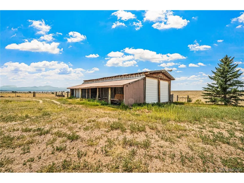 2863 CR 215 Westcliffe, CO 81252