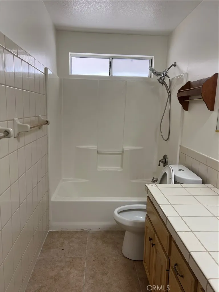 5620 Carbon Canyon Brea, CA 92823