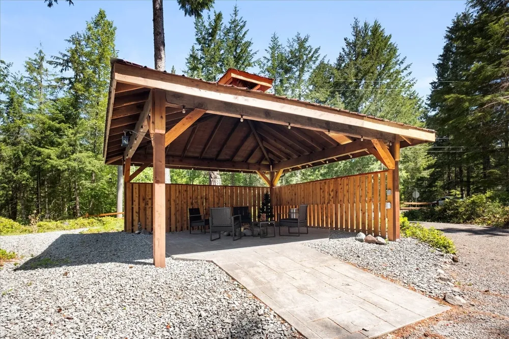 321 Paradise Drive Ashford, WA 98304