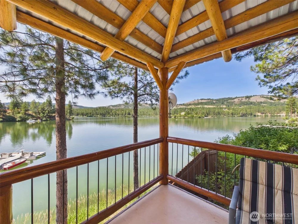 10 Wayland Cove Road Republic, WA 99166