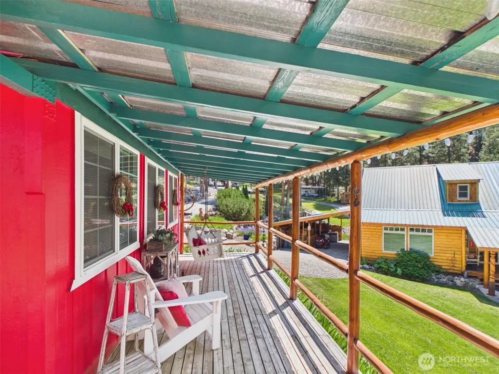 10 Wayland Cove Road Republic, WA 99166