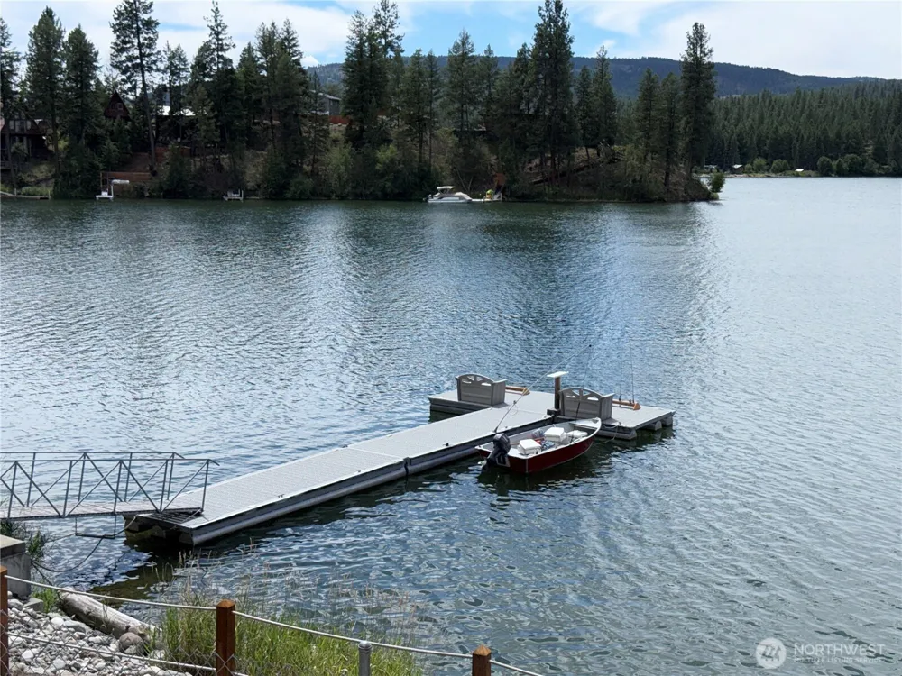 10 Wayland Cove Road Republic, WA 99166