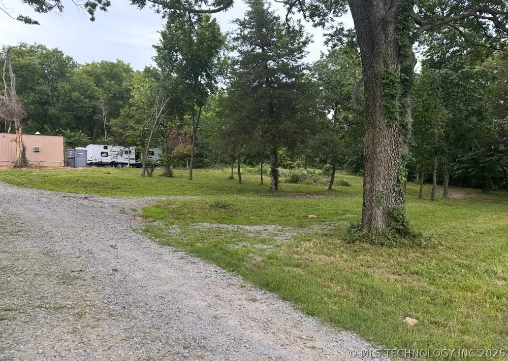 6884 W 440 Pryor, OK 74361