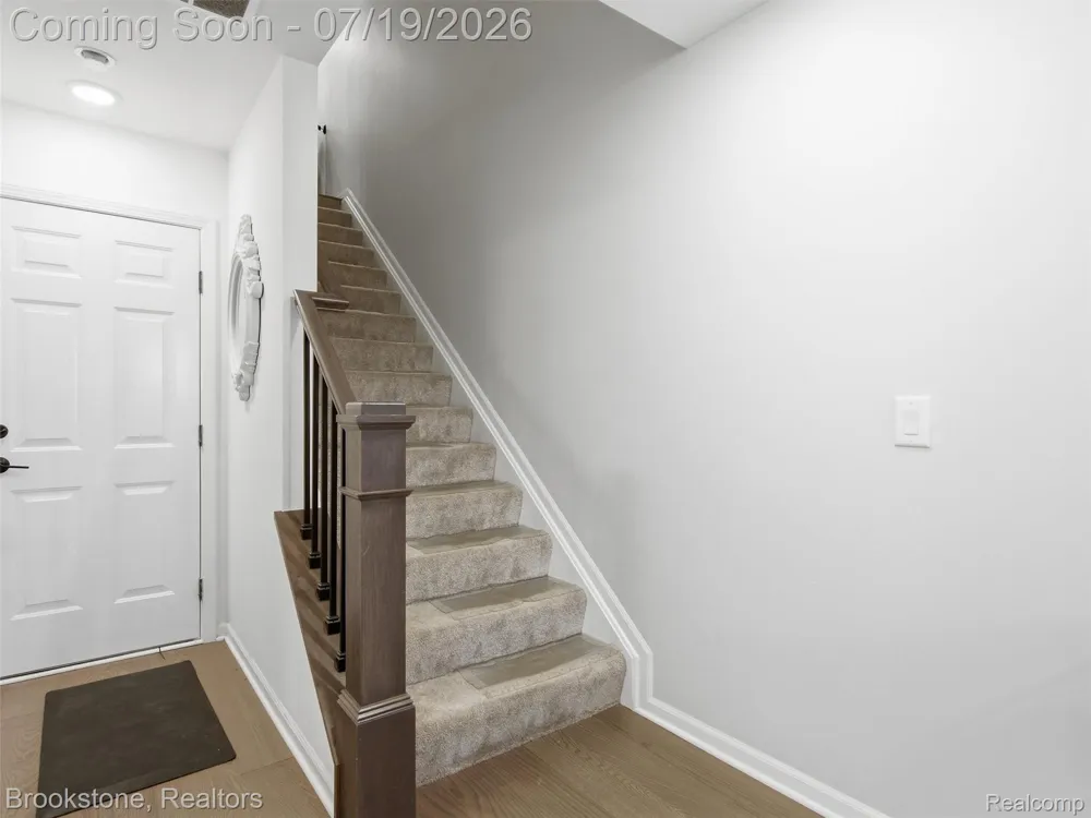 43160 Atwood Avenue Novi City, MI 48375