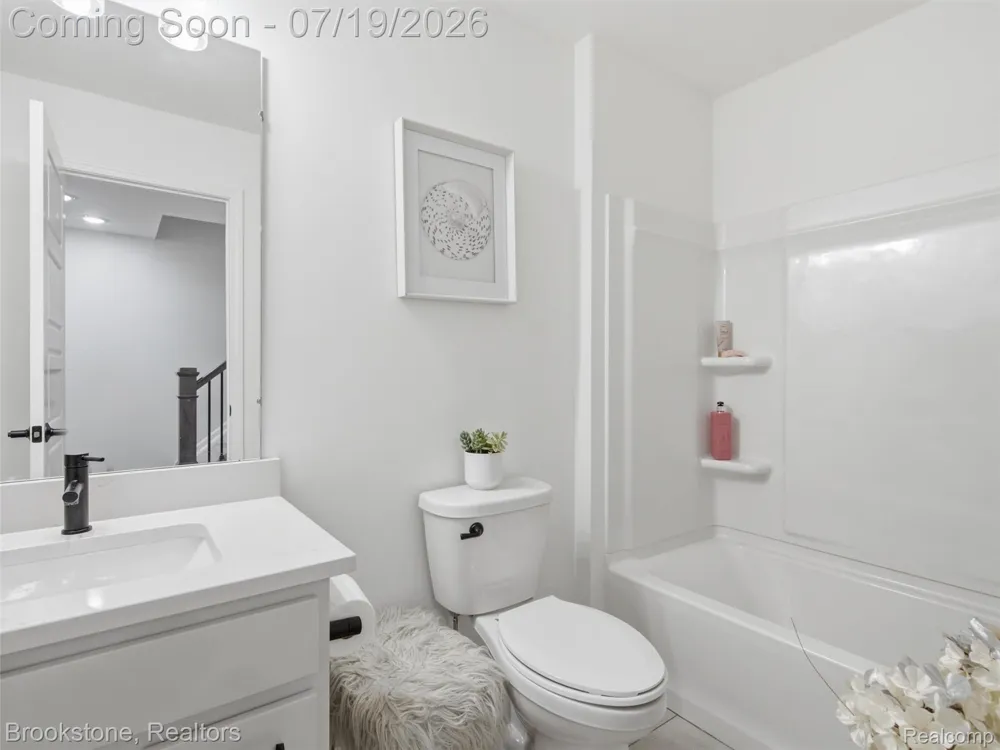 43160 Atwood Avenue Novi City, MI 48375