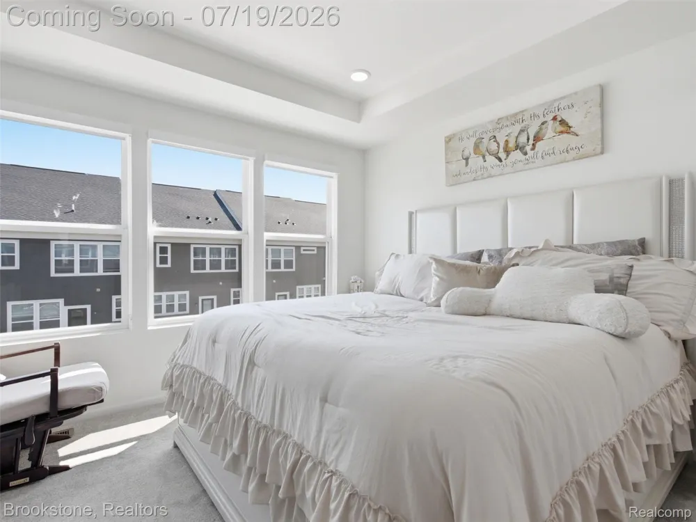43160 Atwood Avenue Novi City, MI 48375