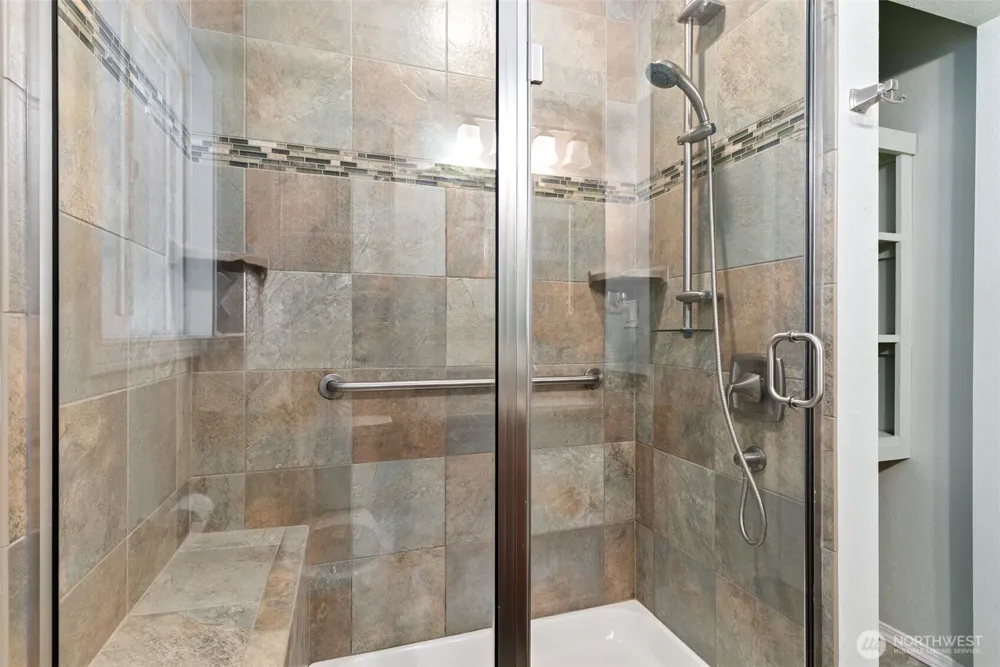 8123 Veterans Drive SW Lakewood, WA 98498