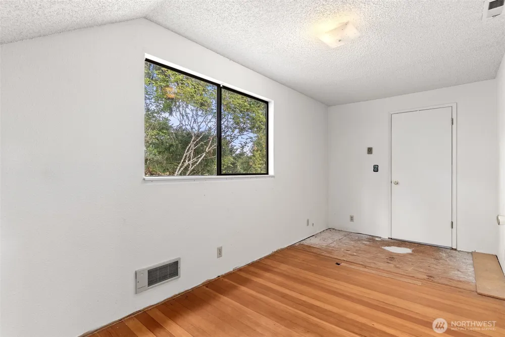 8123 Veterans Drive SW Lakewood, WA 98498