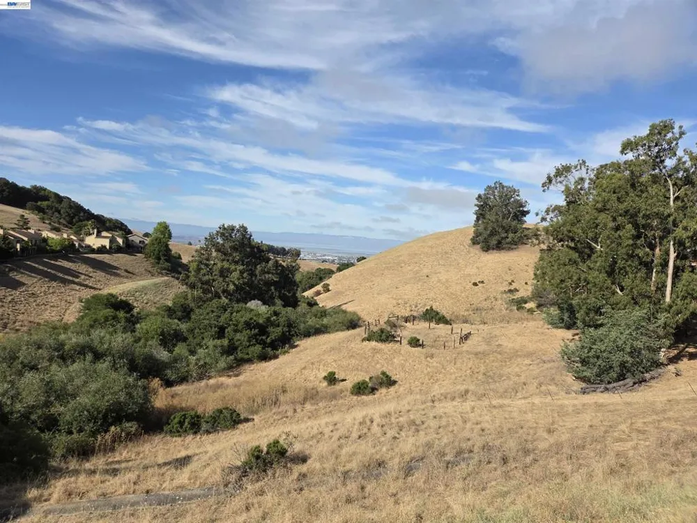 27907 Dobbel Ave Hayward, CA 94542