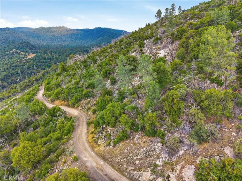 4 Harris Road Mariposa, CA 95338