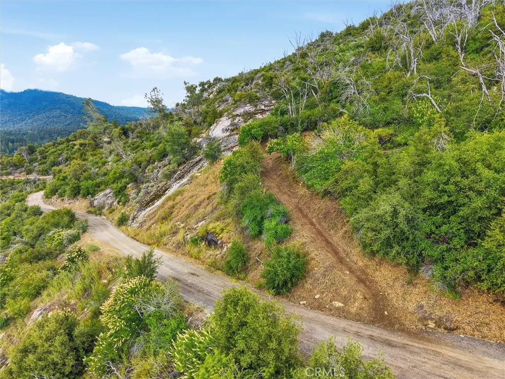 4 Harris Road Mariposa, CA 95338