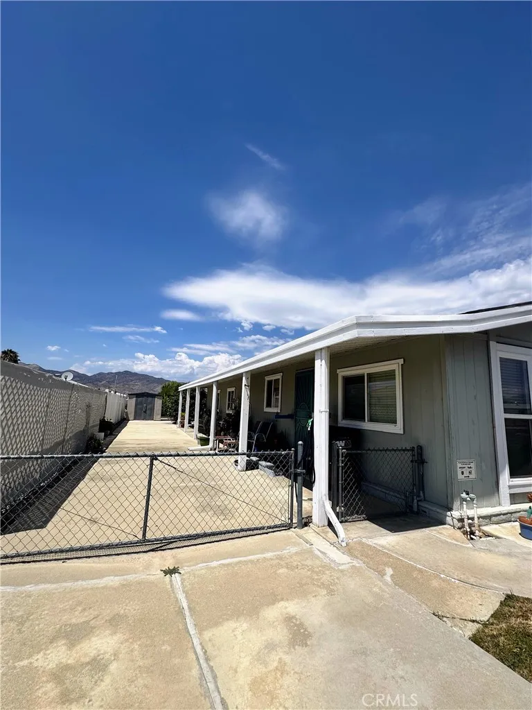 25350 W Posey Hemet, CA 92544