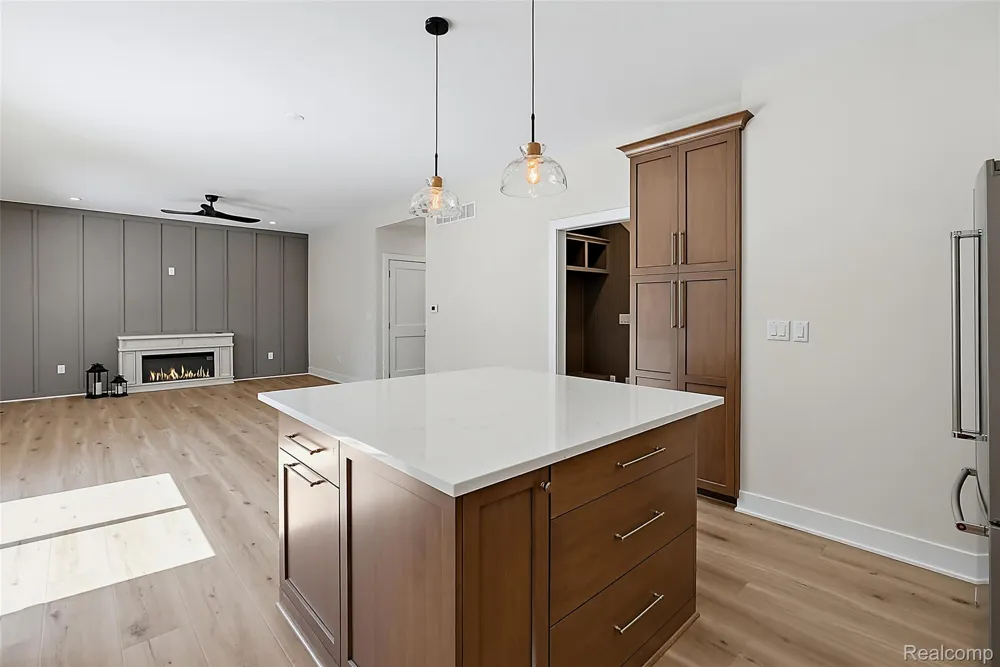41255 Conger Bay Drive Harrison Charter Township, MI 48045