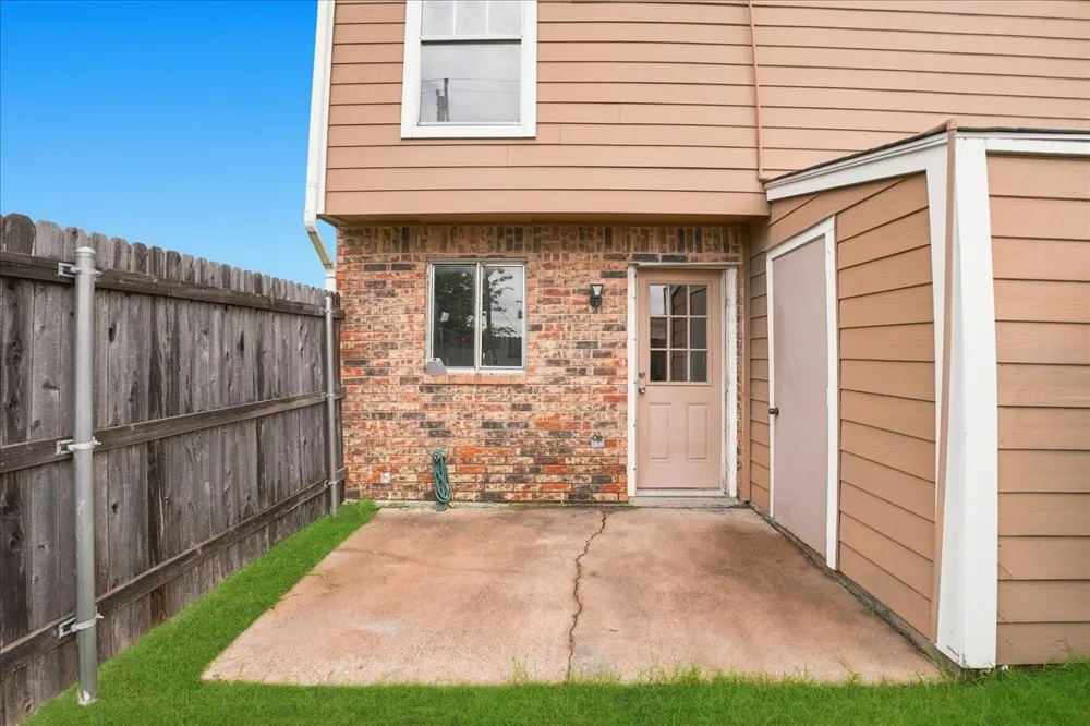 703 Lee Street #6 Mesquite, TX 75149