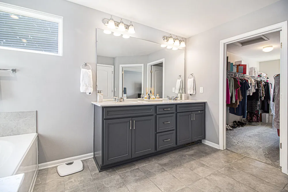 2865 Dillon Drive Ann Arbor, MI 48105