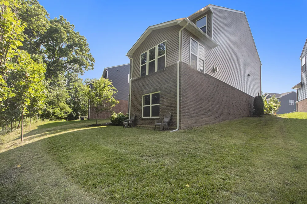 2865 Dillon Drive Ann Arbor, MI 48105