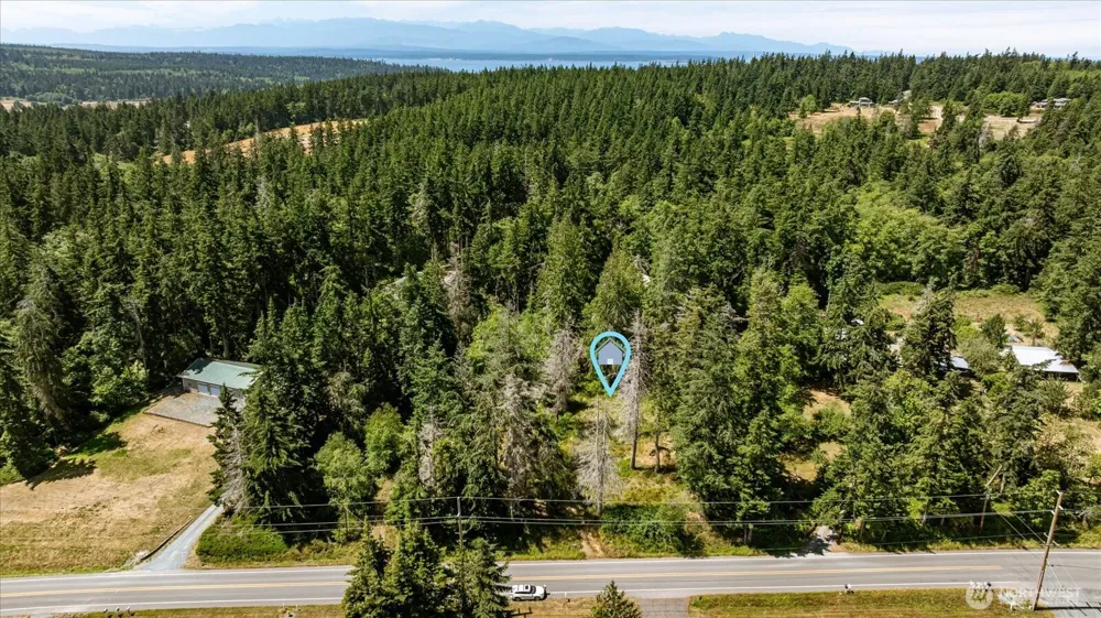 2458 North Bluff Rd Greenbank, WA 98253