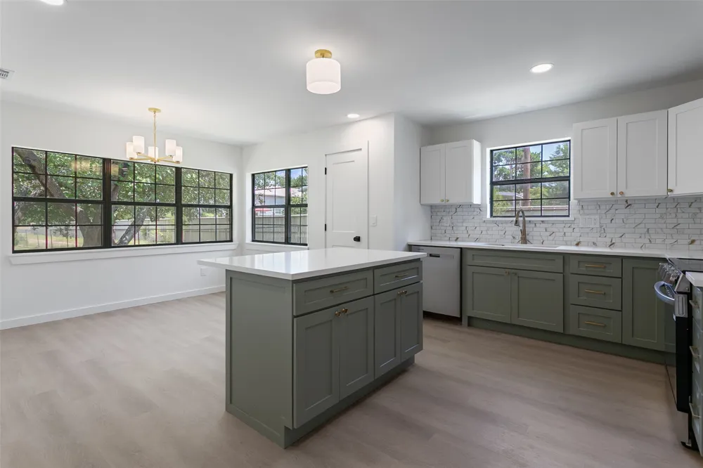 1346 S Reno Road Reno, TX 76082