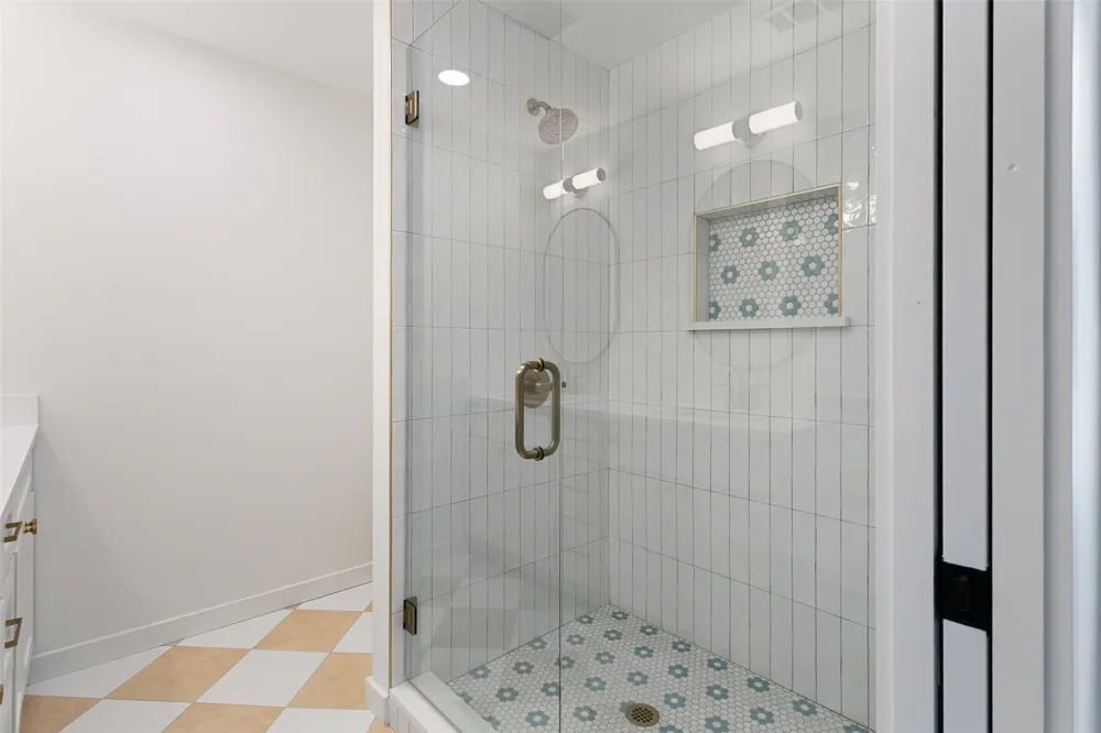 1346 S Reno Road Reno, TX 76082