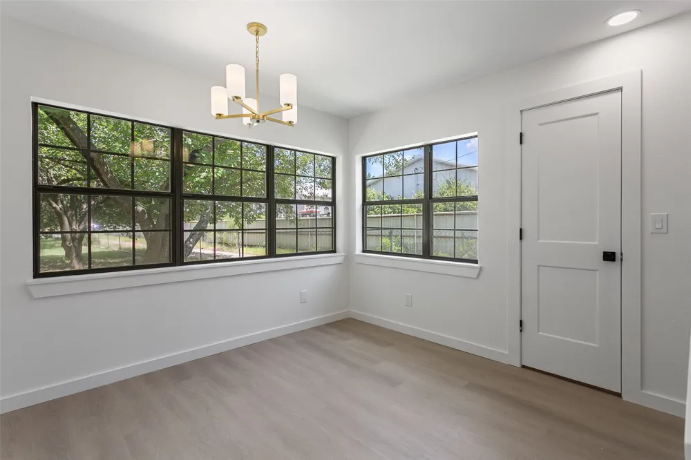 1346 S Reno Road Reno, TX 76082