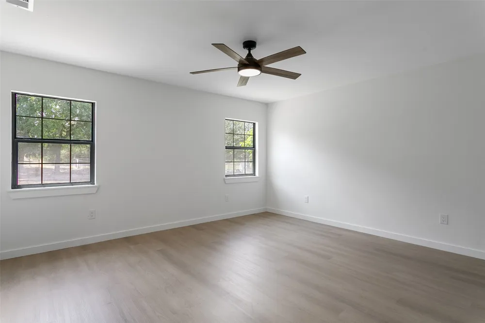 1346 S Reno Road Reno, TX 76082