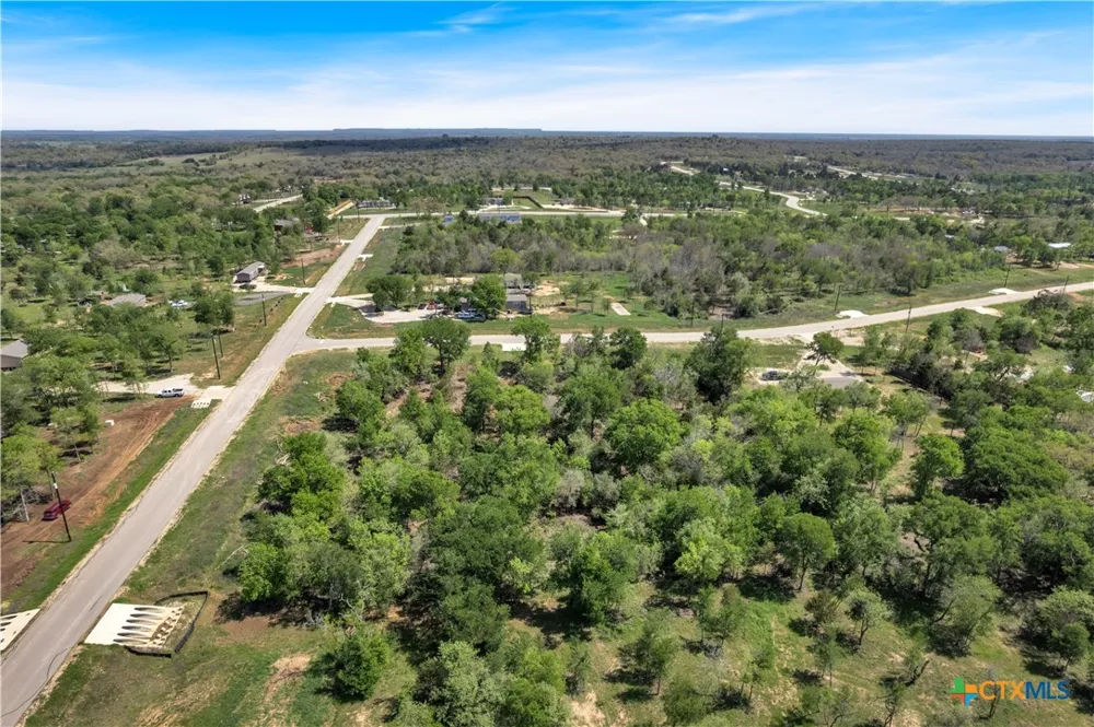 112 Empire Street Elgin, TX 78621