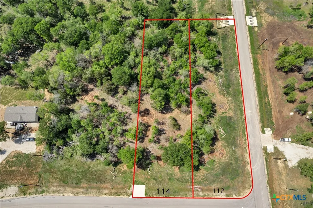 112 Empire Street Elgin, TX 78621