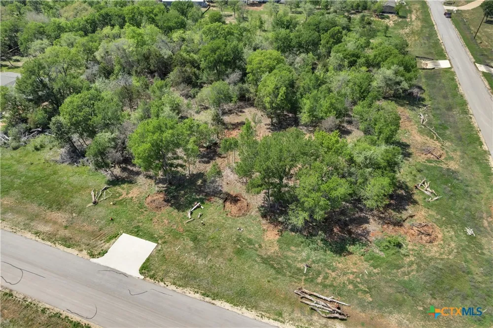 114 Empire Street Elgin, TX 78621