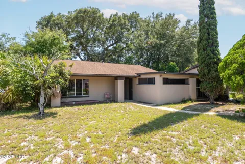 52 Farragut Drive
