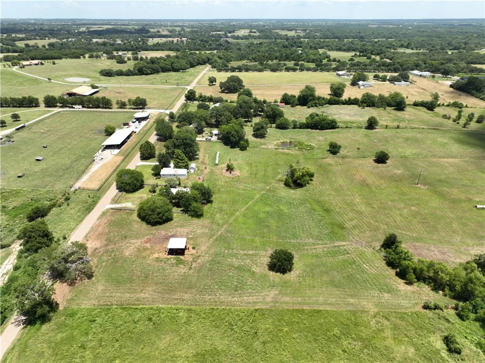 CR 318 Navasota, TX 77868