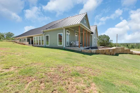 908 Sandy Mountain Drive